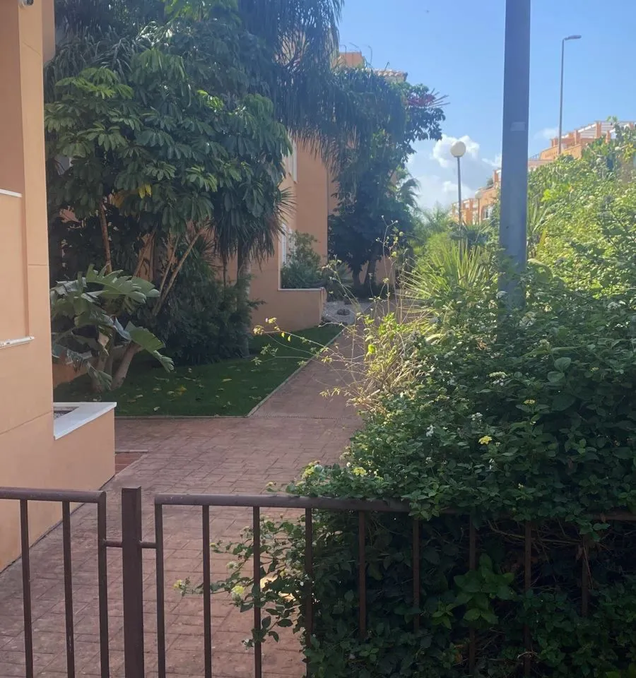 dc2546c3-651c-4f72-9691-83fdfbef26c6