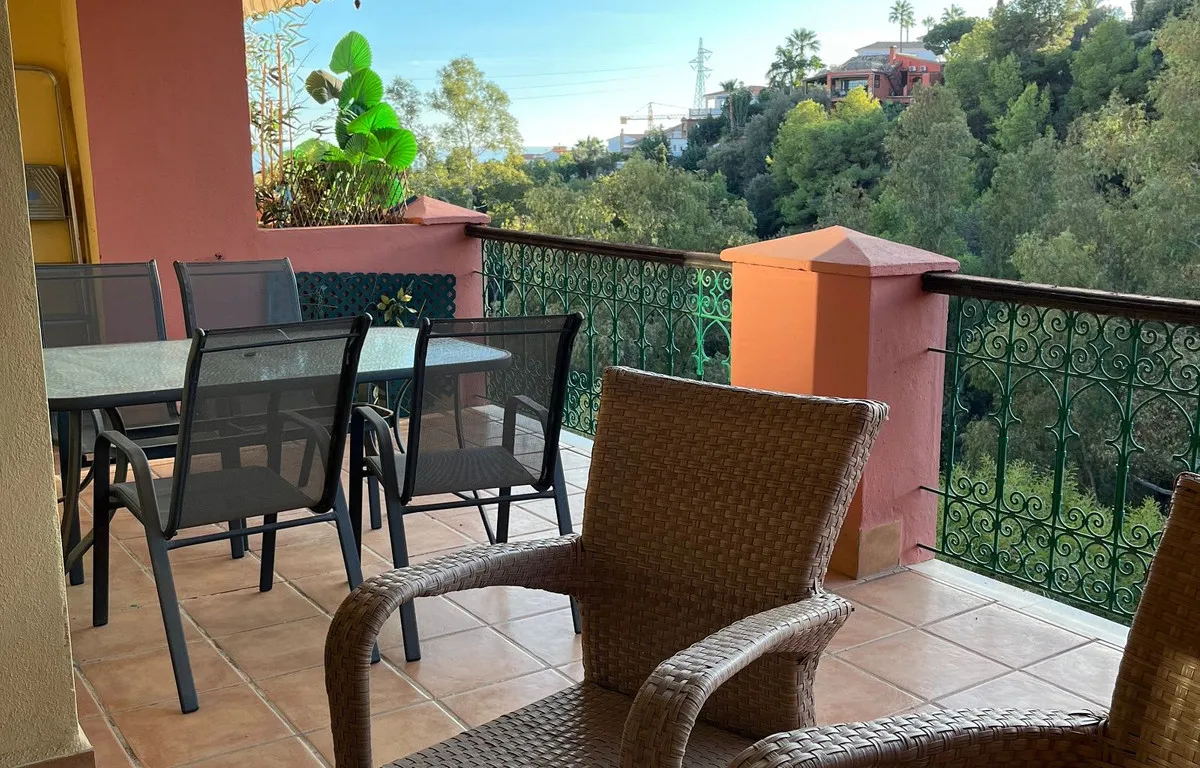 166556a4-c826-4ef4-a58d-d0c5b5a7c2e8