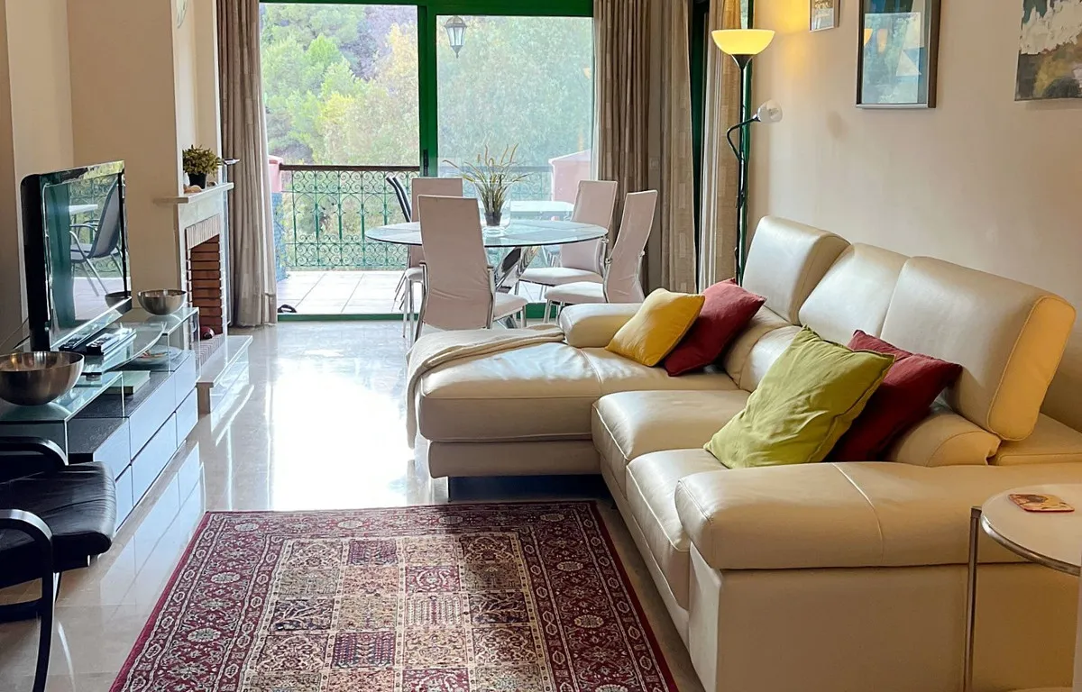 2556c9e7-f1b4-48da-a2c6-ec8af6c5f7da