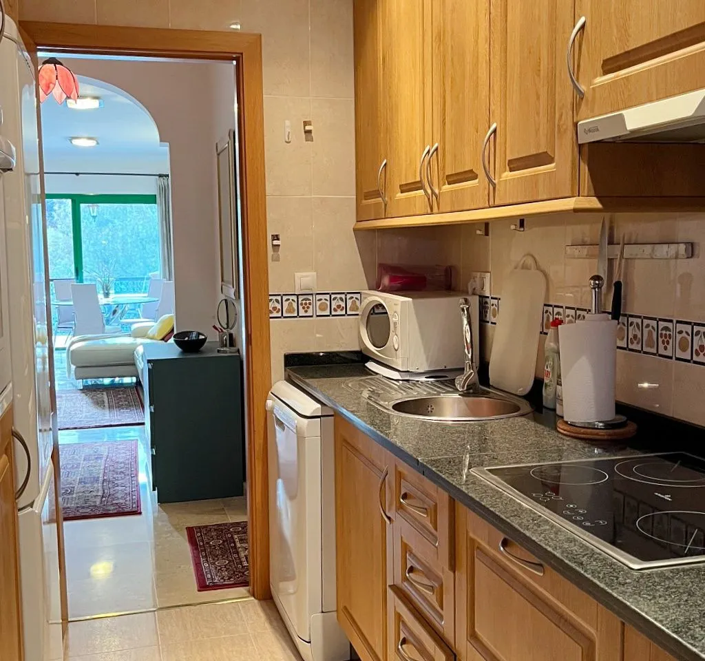 7b1862a8-1871-4181-b8b4-688449ffe1ec