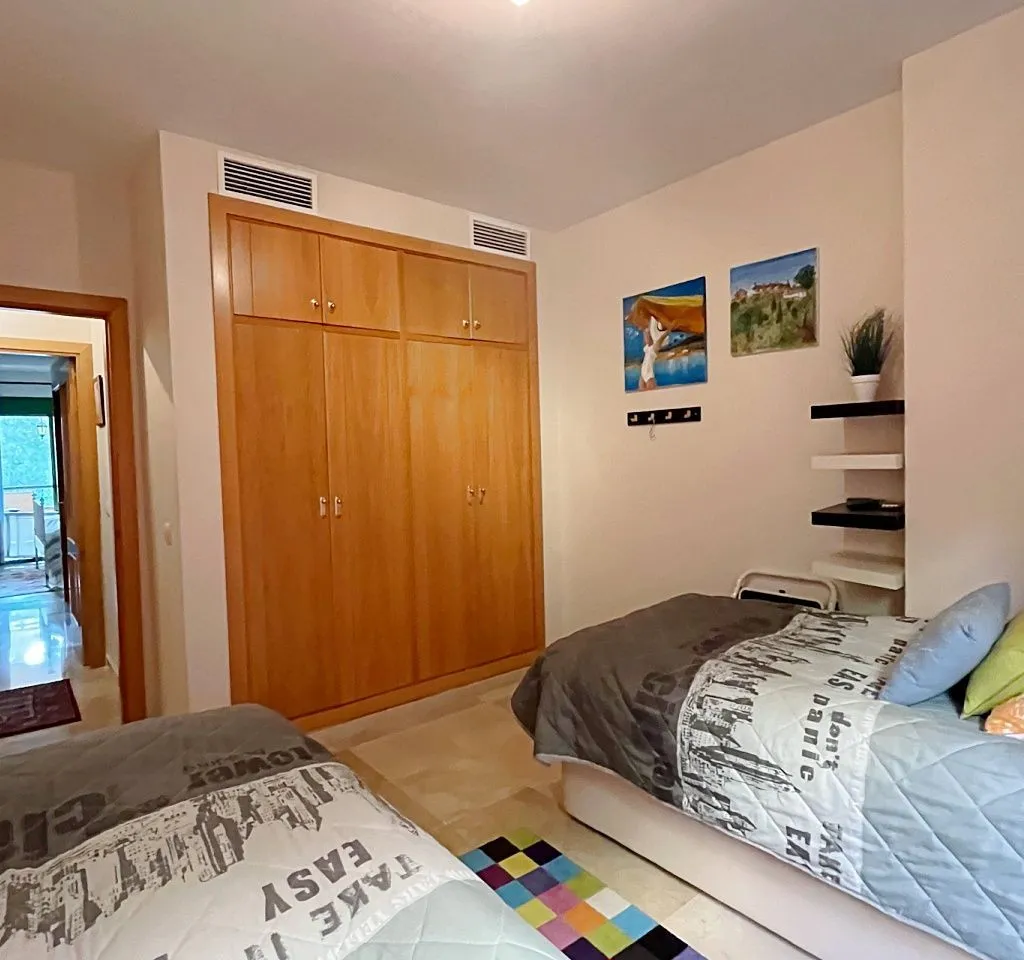 f5d922b5-350e-4603-9e07-00d86b0f386a