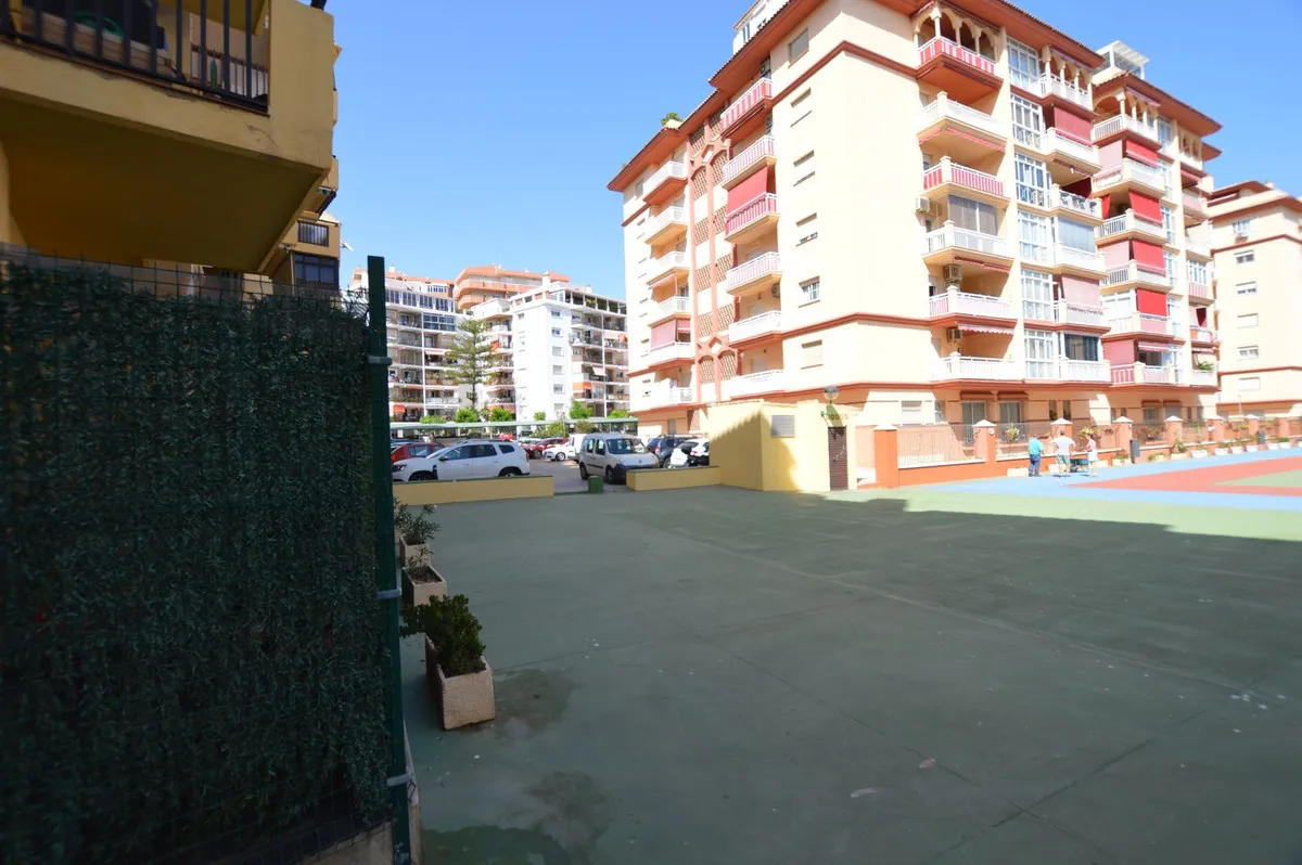 48f2443a-bc1a-4b53-ae4e-e2746eee4986