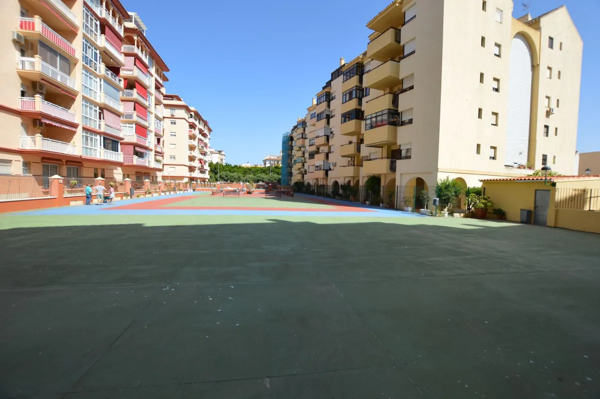 5ca3eb08-22f0-4839-8849-fa1b238217bb