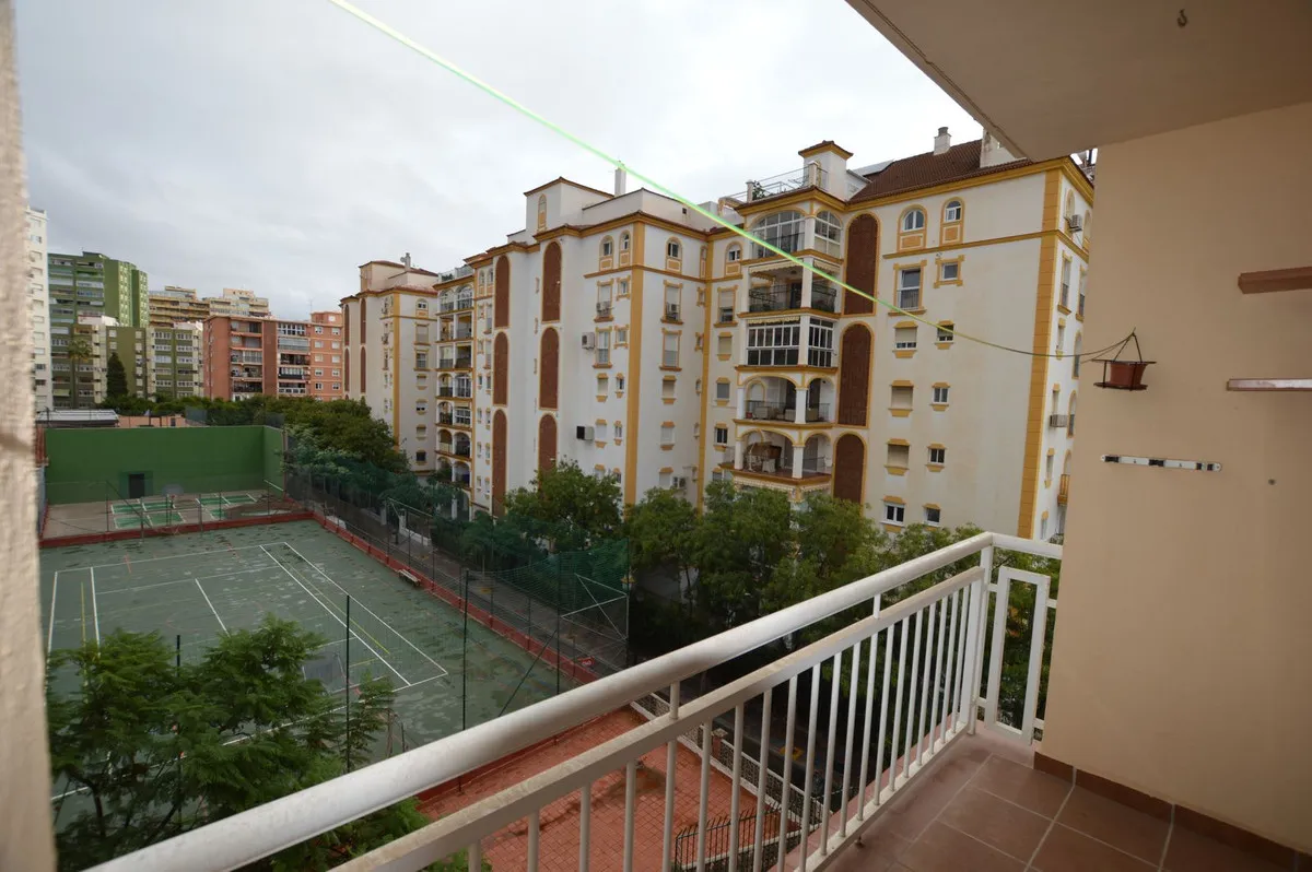 8c6049c5-c67a-46df-b898-09f48815a9db