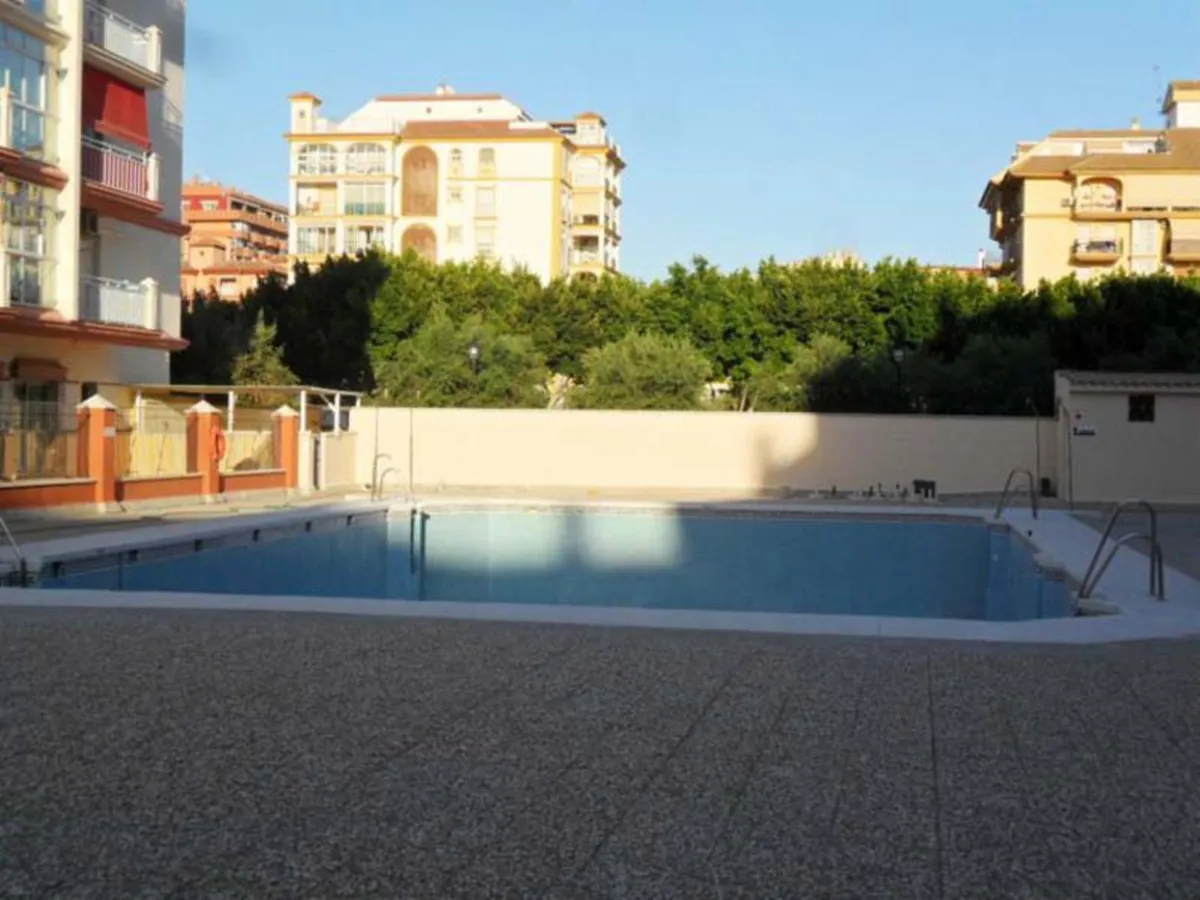 fe58ad79-c91c-46b8-b2a1-ef6aa8e09b97