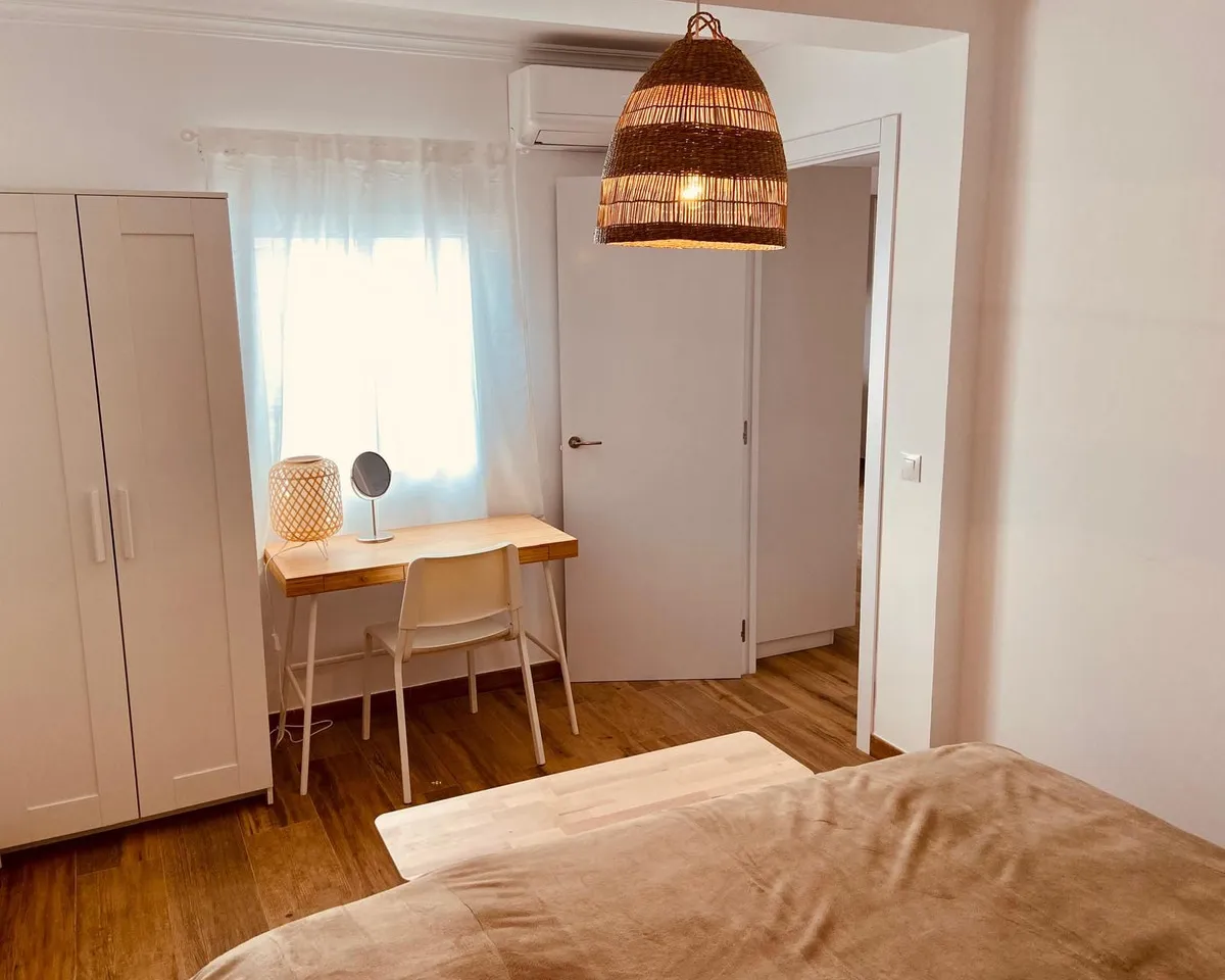 c5e01243-37f0-49e1-adb4-55937d2590c6