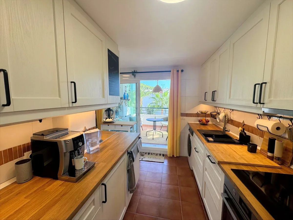 264fffe0-563f-45b1-85be-e98abcda6142