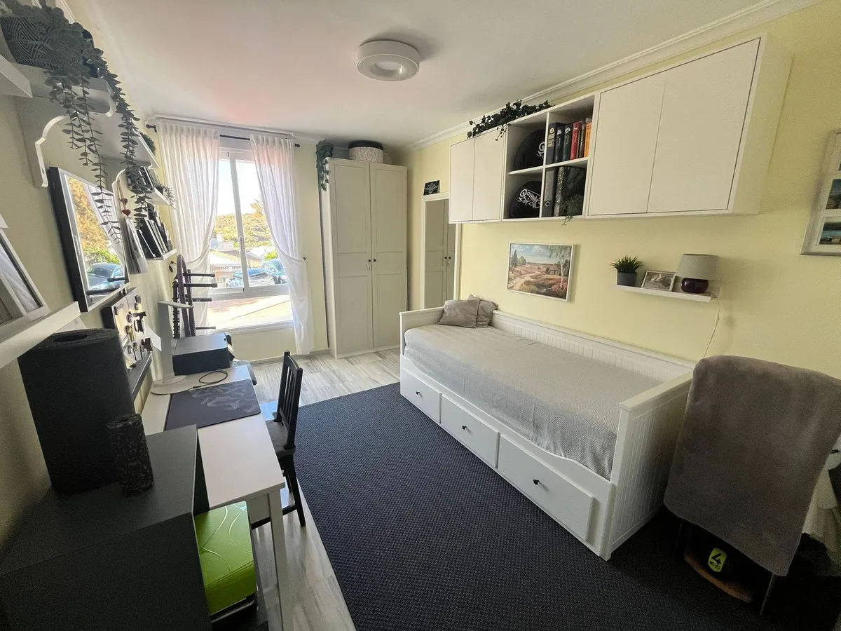 eea5bfff-7731-4714-8929-1105f09f45c6