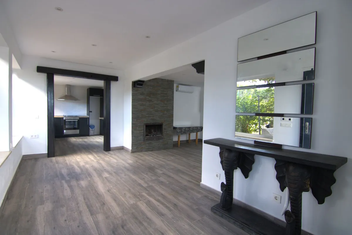 50573d5b-4d10-4002-aebf-8bde34c8d2d3