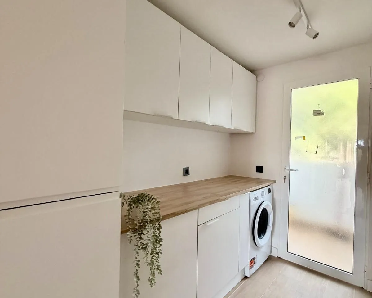 0bbde0c8-b071-4a3c-b227-4669bc30bc89