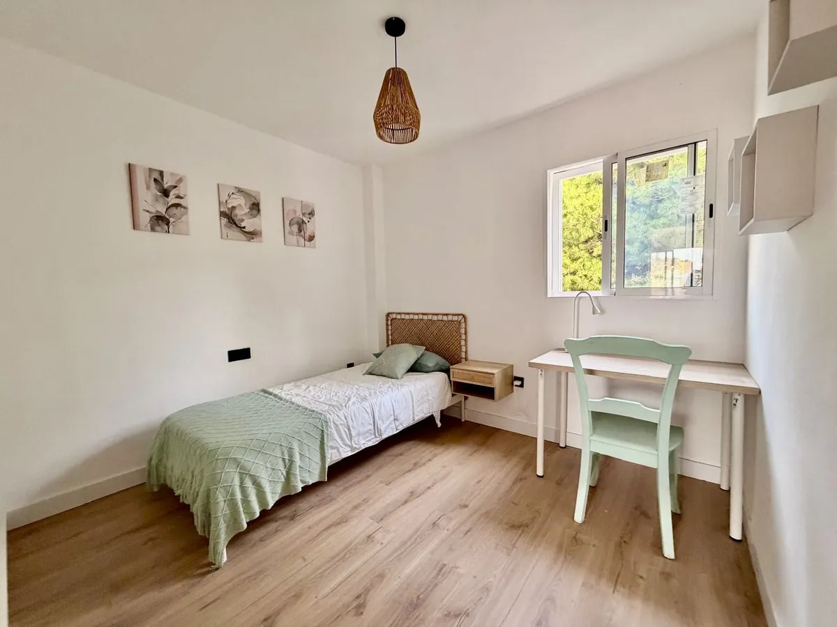 8d6e77a5-c129-480c-8c88-fb24b457e7d0