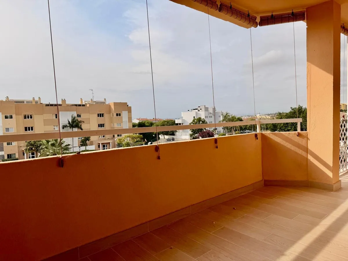 ffc2fc09-03e4-4289-a757-db13477eb966