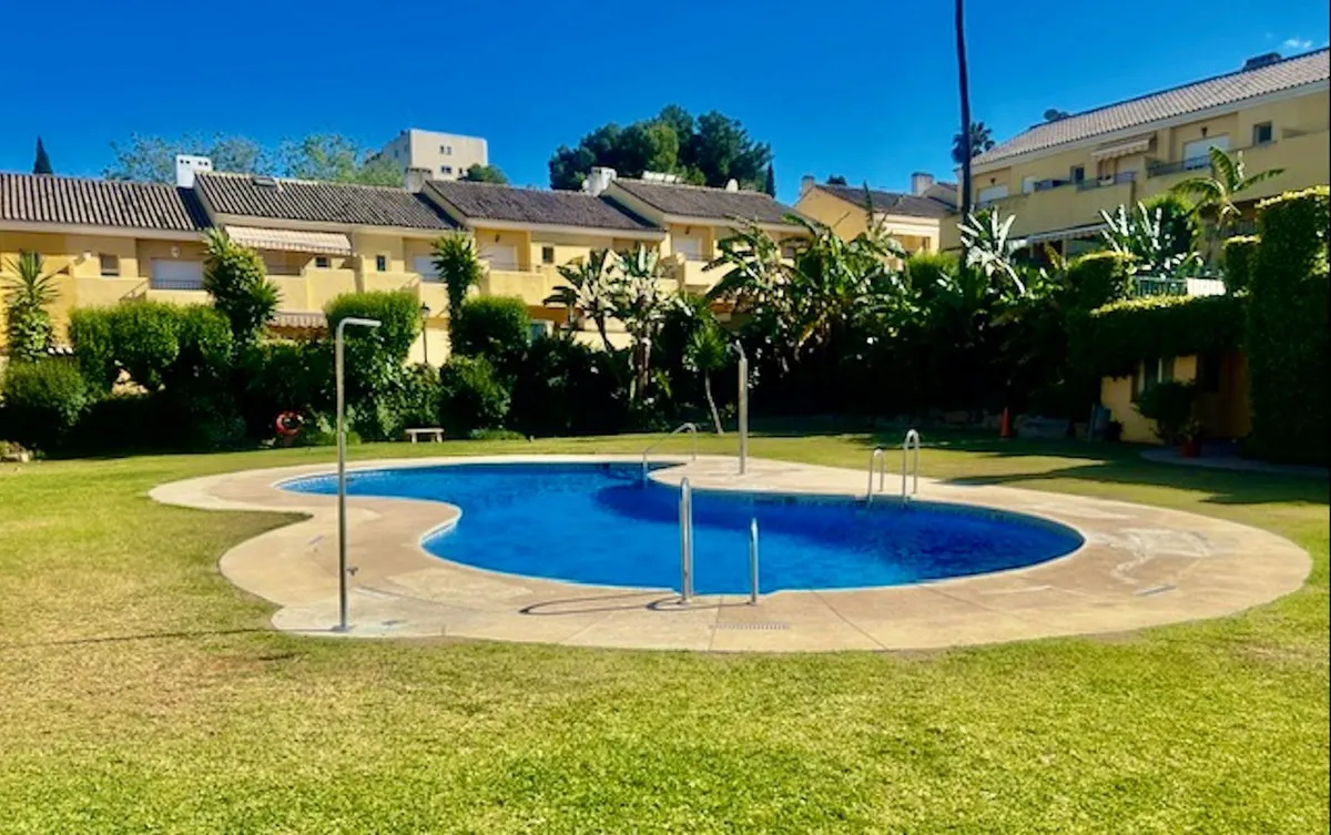 641ecdef-5e33-4c90-a25b-8c9ff1f83303