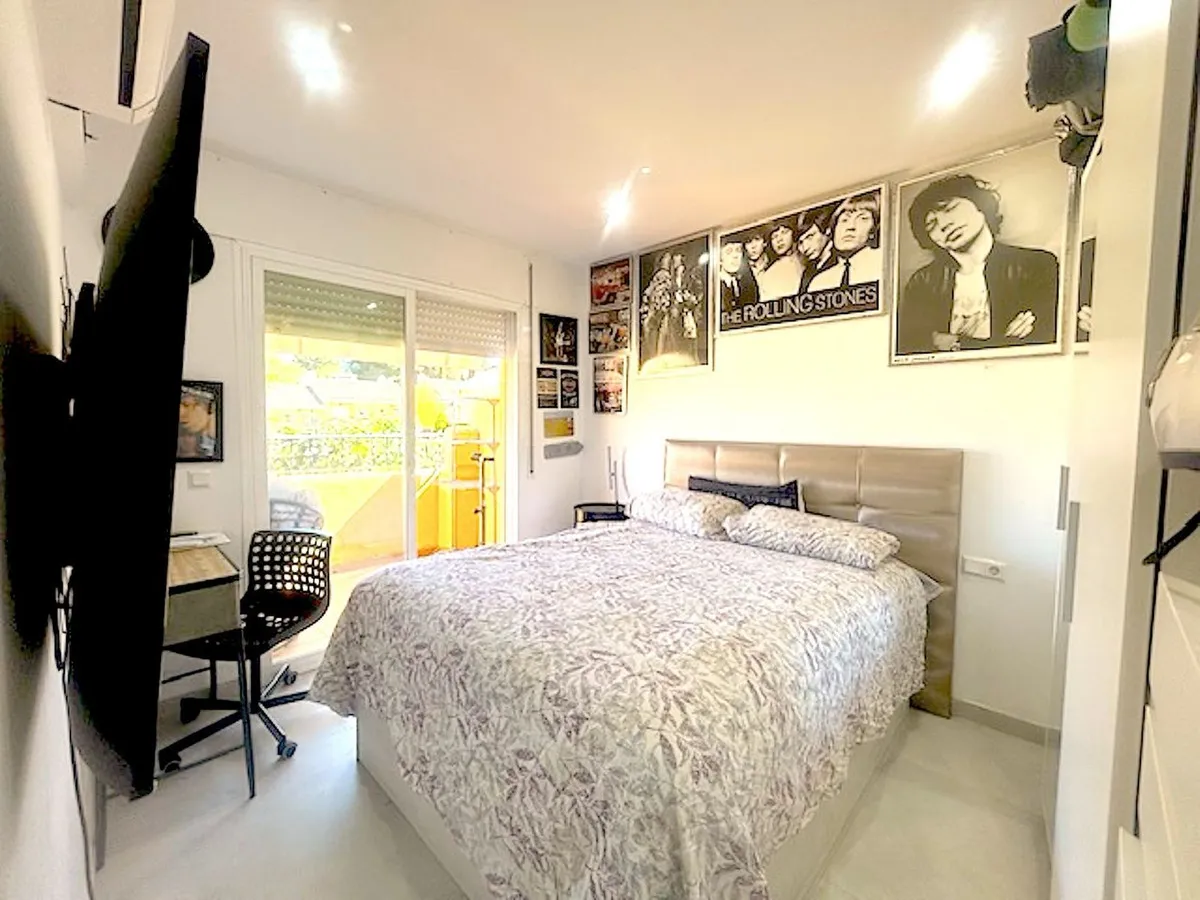 a8a71fc6-a3e5-434e-b748-d671d647e990