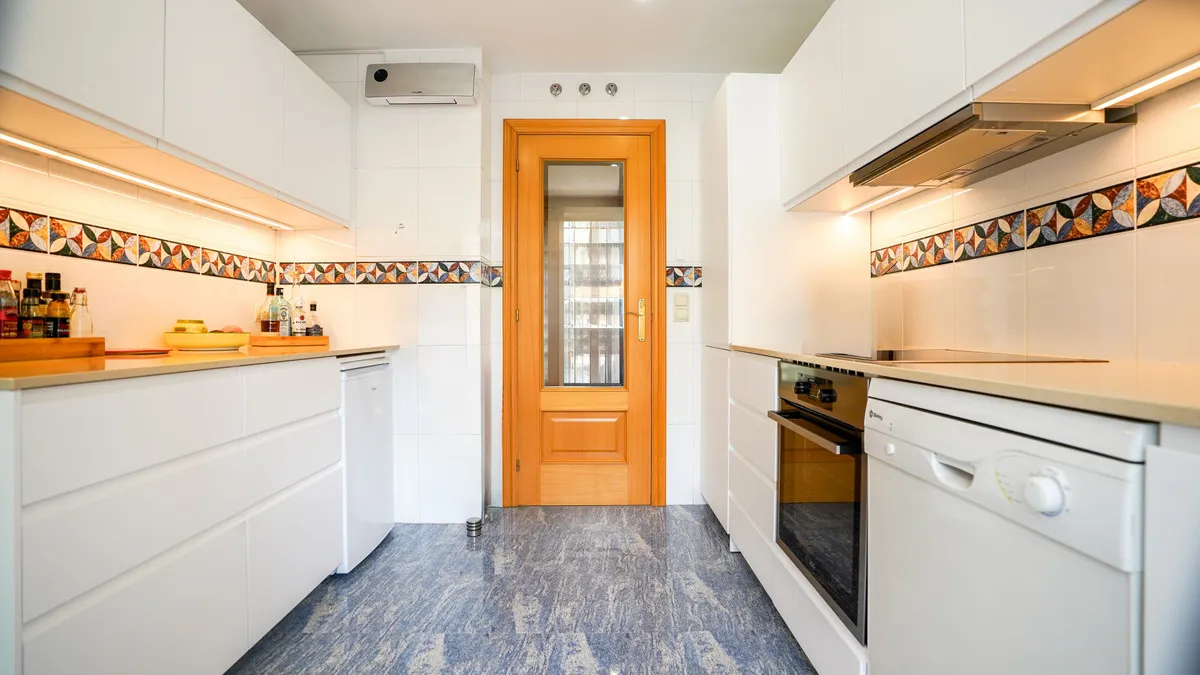 4378d5de-2473-4bf4-9dd3-969dd22577c7