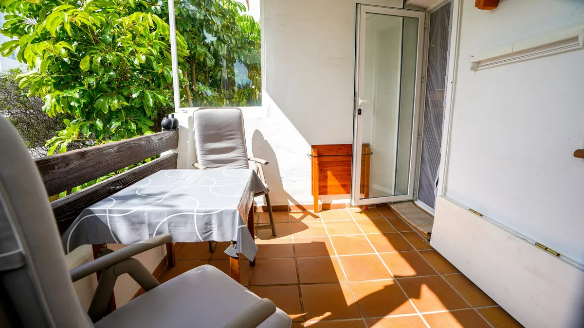 4b693adb-f24b-430d-9895-593a660b2f86