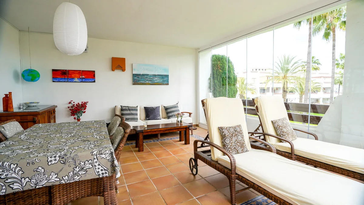 9b987ed9-2ec8-49c5-9916-869273b93e3d