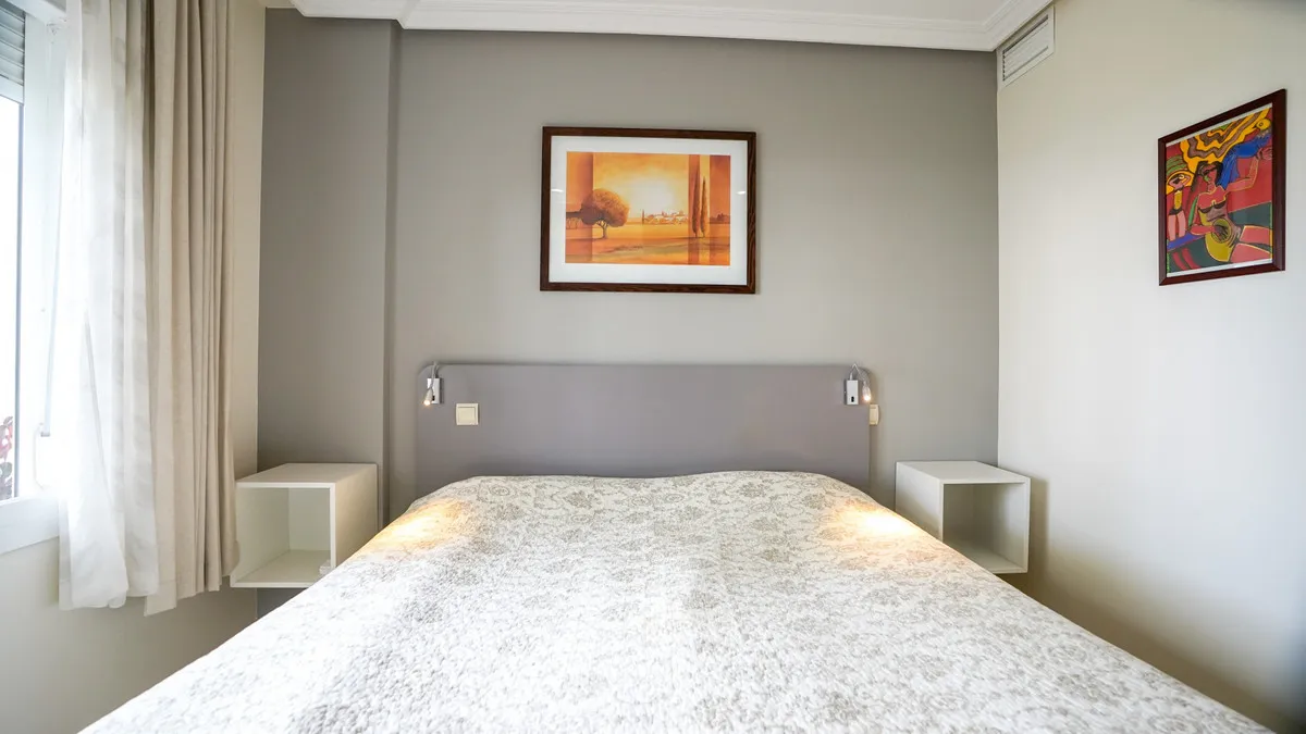 b7070d12-7636-45a7-8a1a-e2f1b98330da