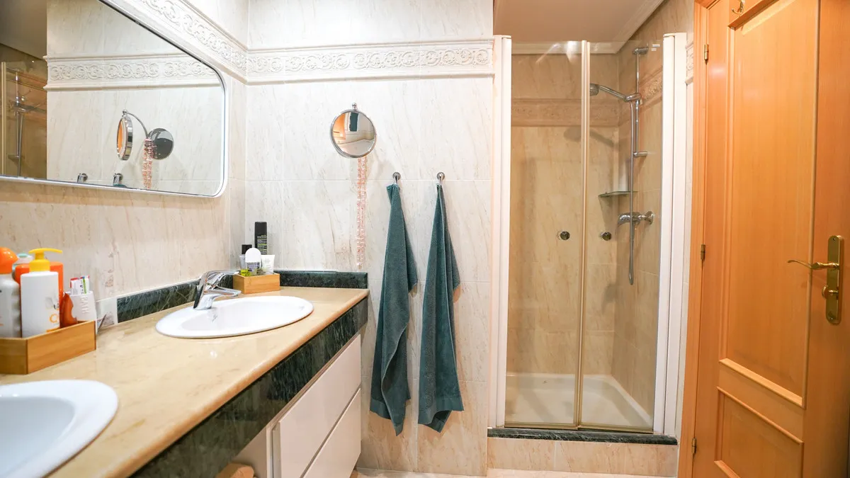 caceccab-3cdf-424f-a97b-3e8071b938f0