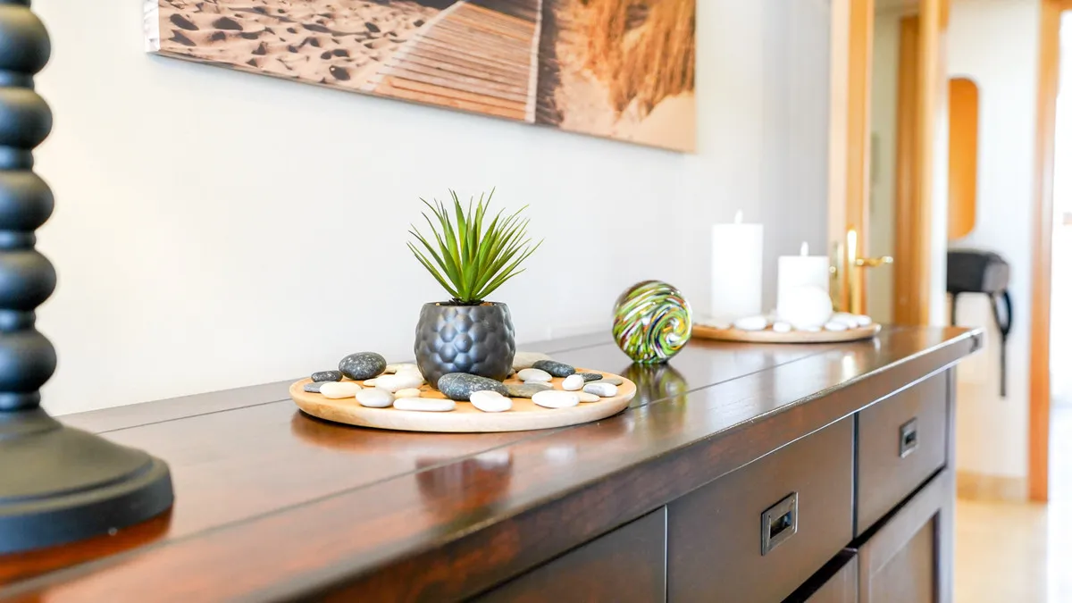 f1e2ee3f-219a-41e8-8fa4-829782b33493