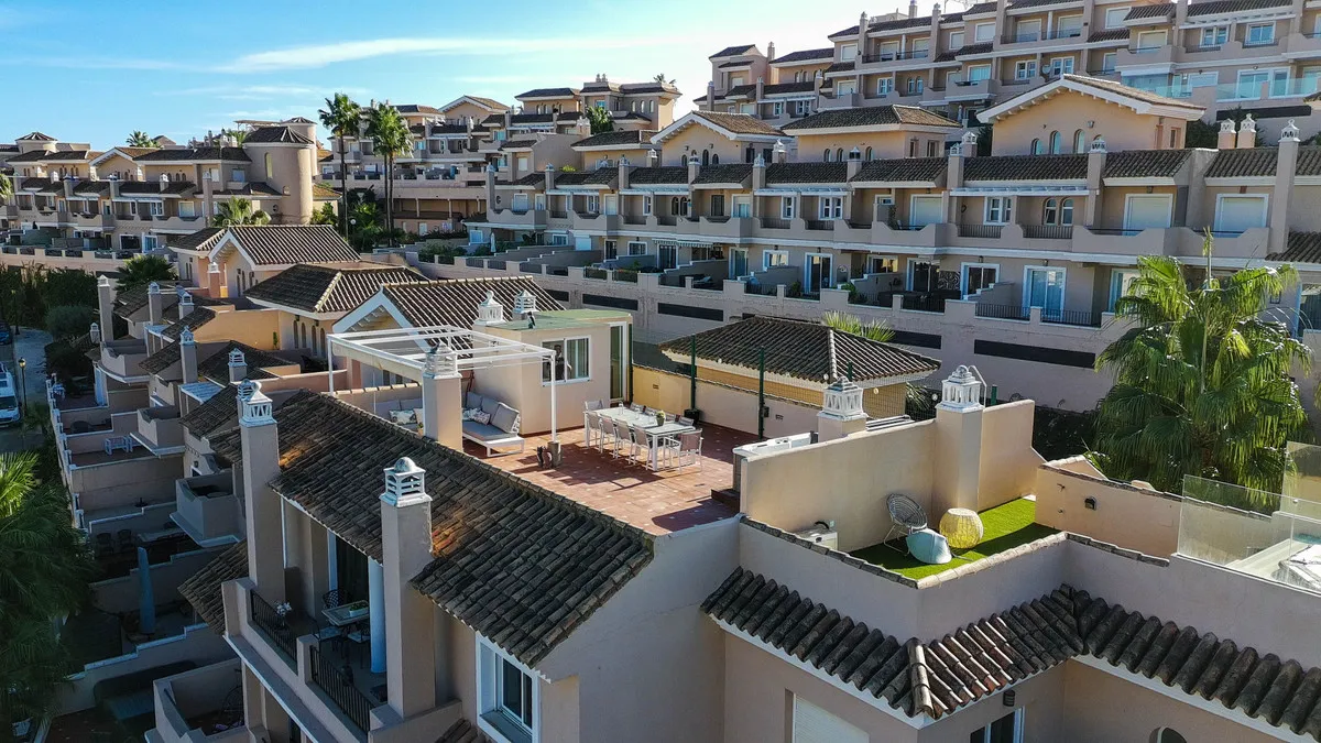 3ebdd8b6-95f8-4f4b-9f6c-7a6faab42297