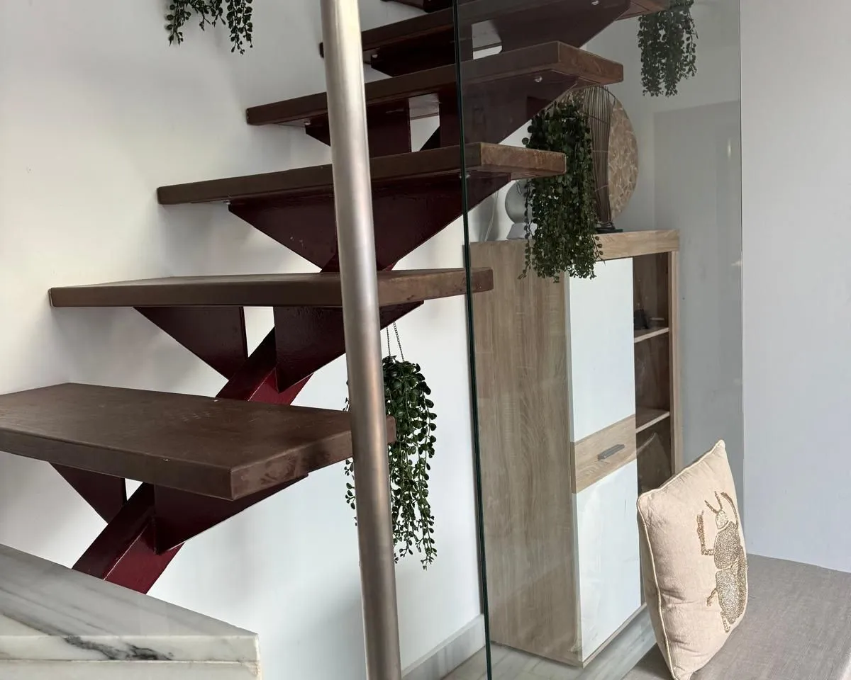 2096745b-185a-4bf5-91ba-b37bd1b8ada0