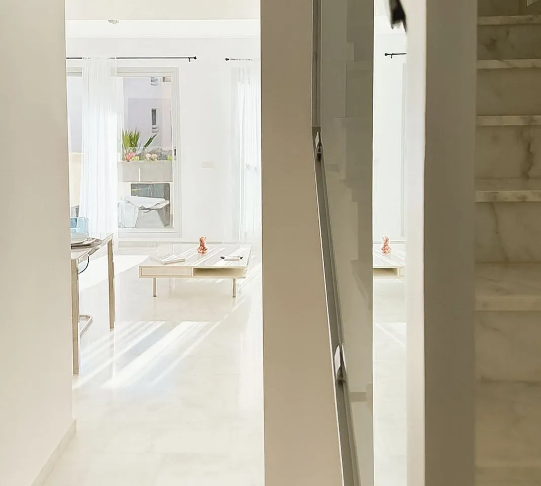 20c8123d-aa8d-4a56-8c7f-0b7081254210