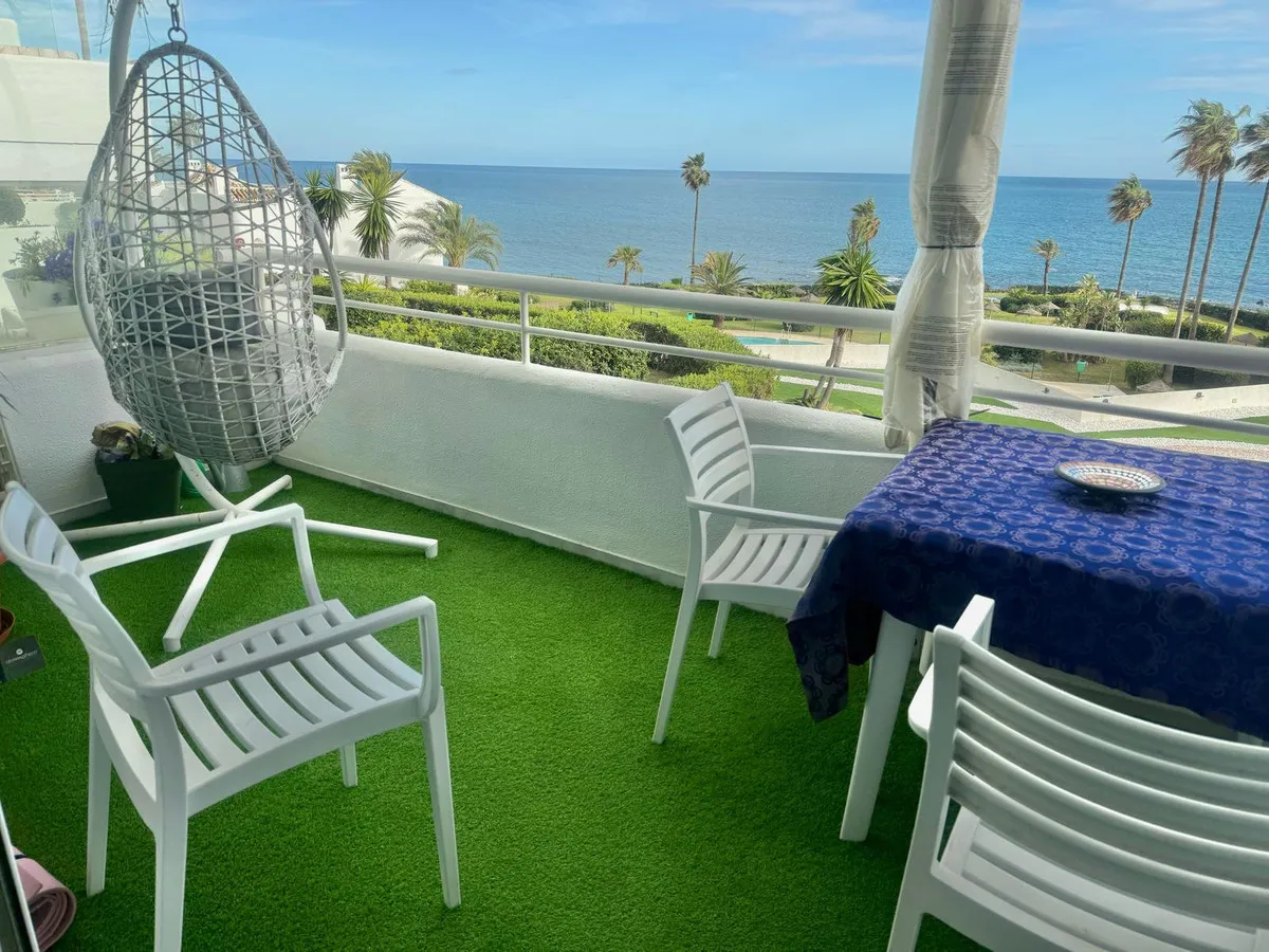 eb8704fe-acc1-419c-bd03-726d539bb11f