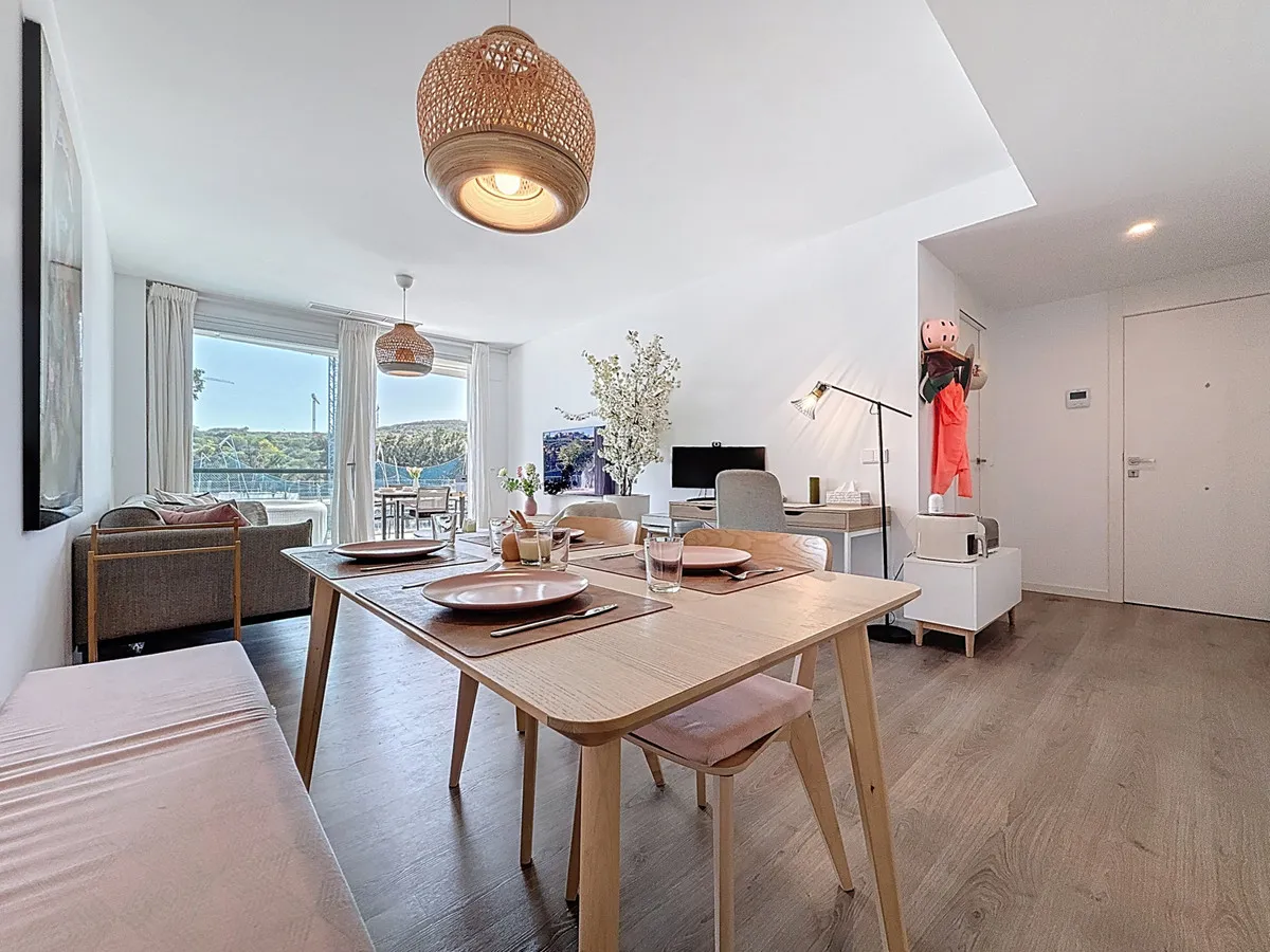 718c7d89-f0d6-43ea-833b-268a8d1ee014