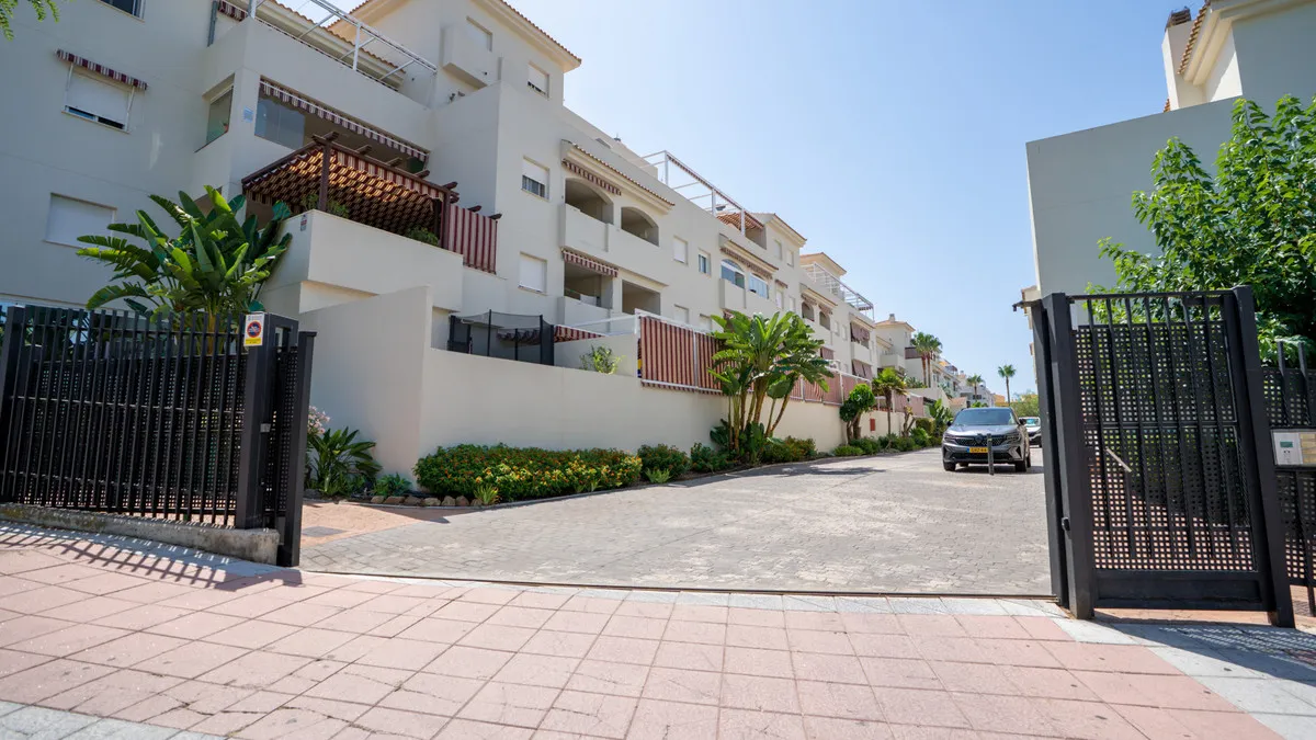 891c7286-b81a-4abc-808a-6821130a3764