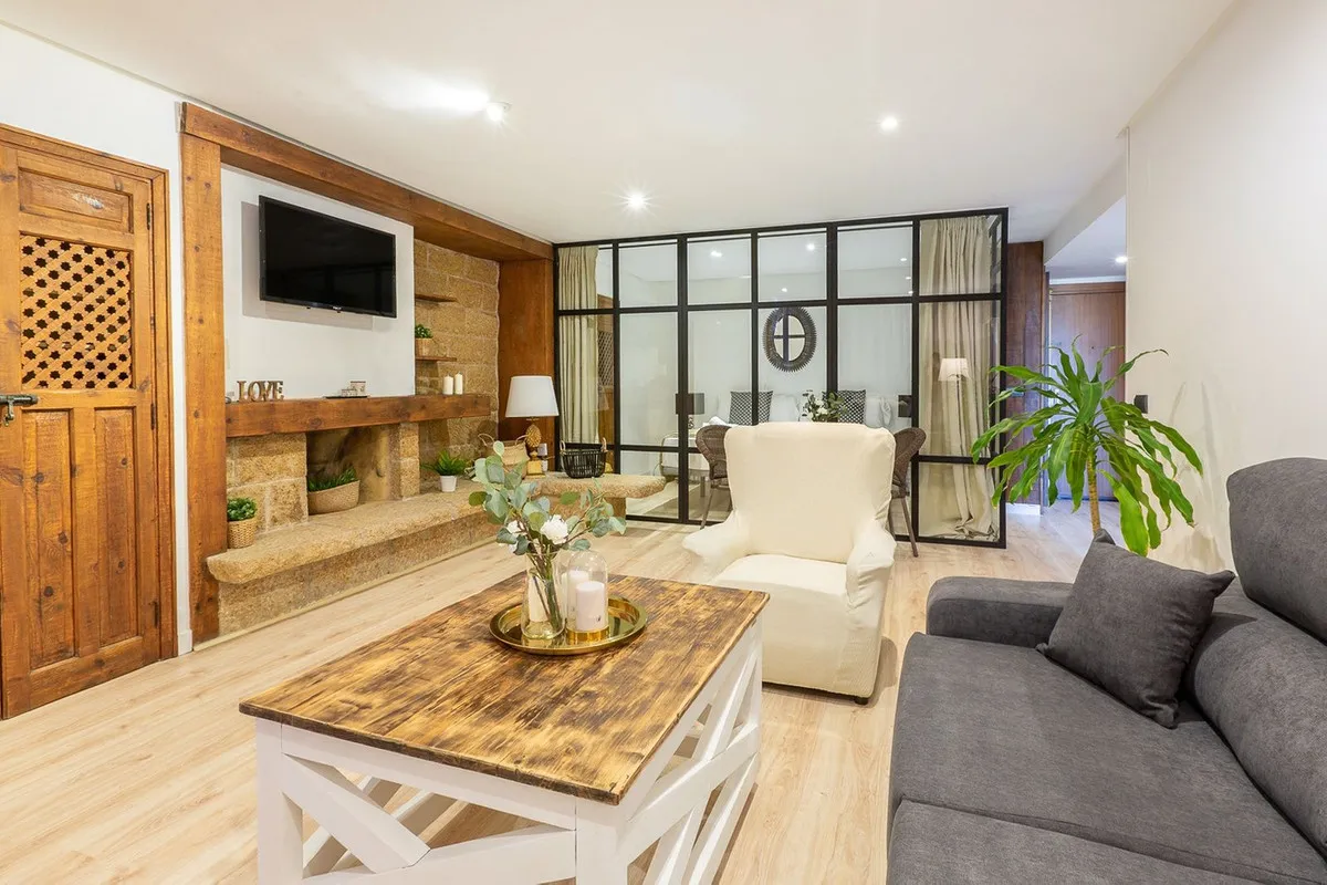 253dc6f0-d8f9-441a-ae1c-8ad09bf758c1