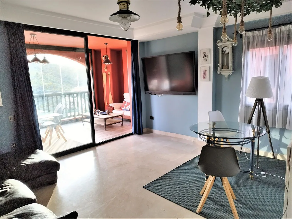 7d14a02c-b175-44bf-ba98-827dab3cfcb3