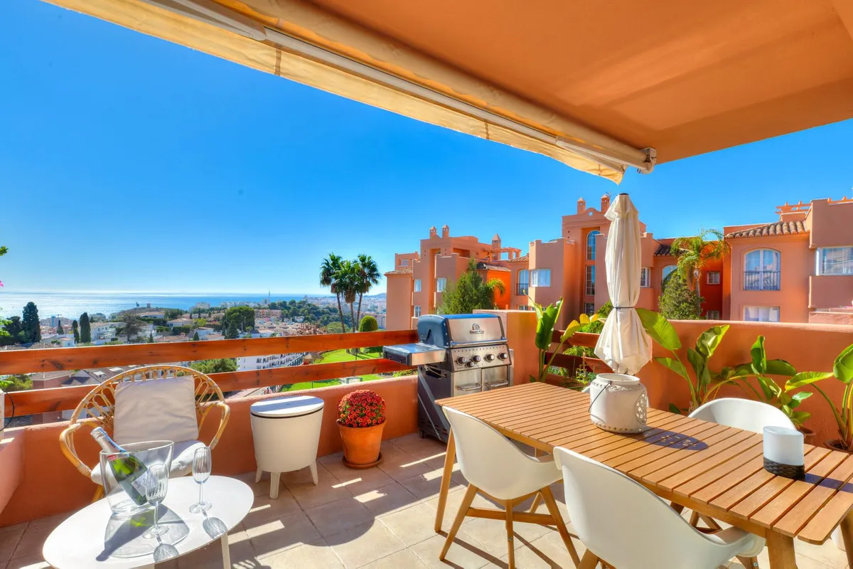 de175224-9f04-42d8-9db2-99d6b93f0325