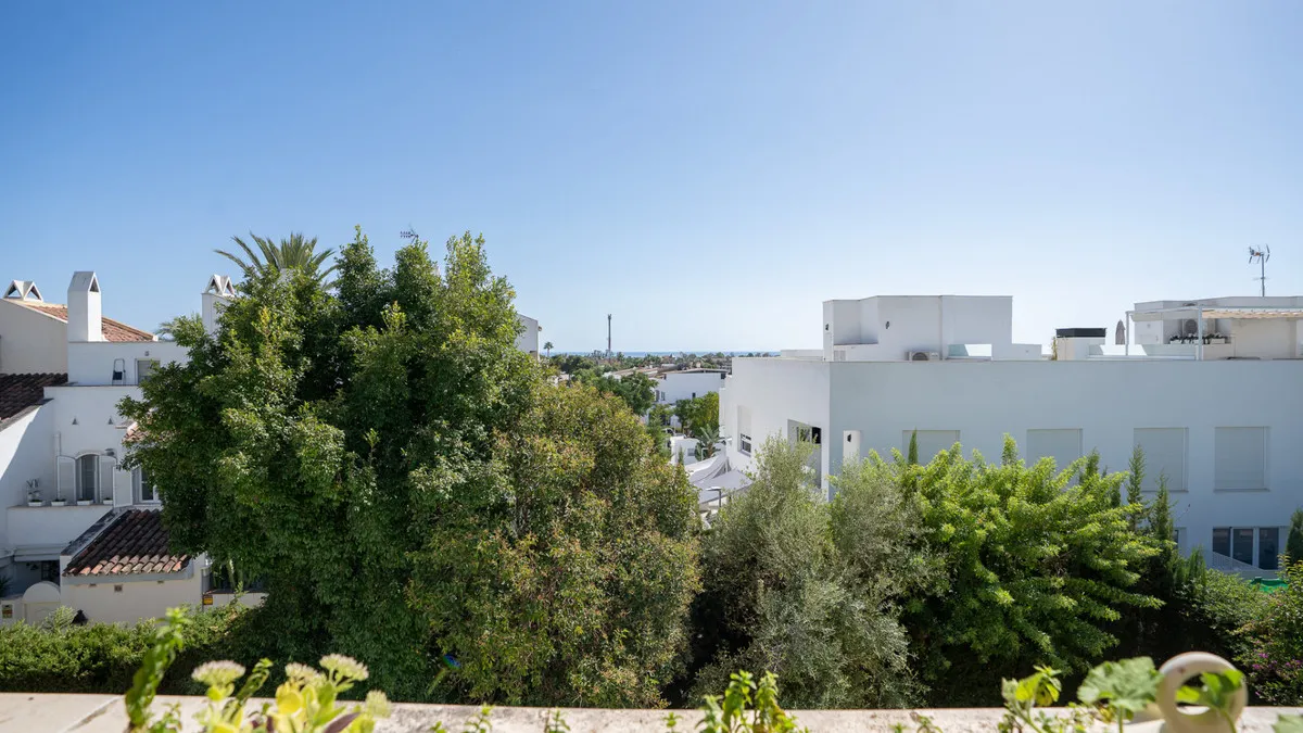 10e4ecea-2284-483e-b02c-158b00de6109