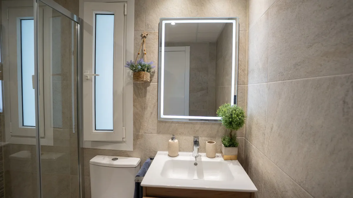 1eaa000e-956d-4bfc-af64-9f29f3396270