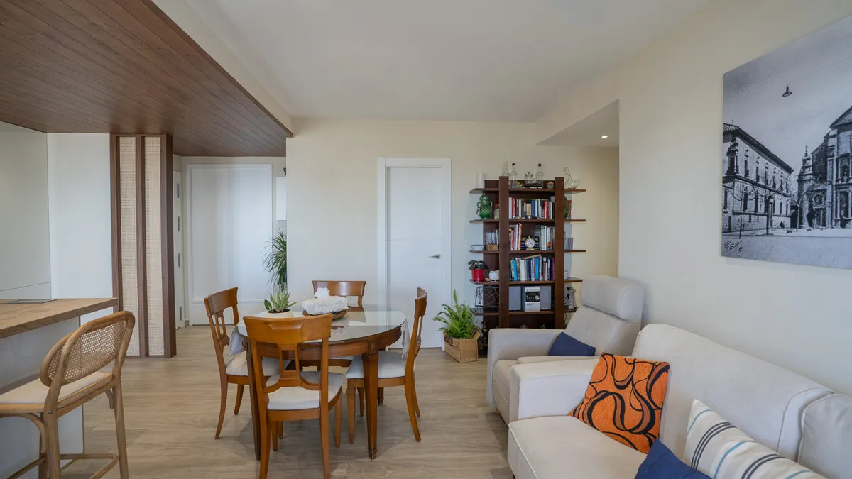 9d924f06-d73a-466e-983e-fe026a37811a