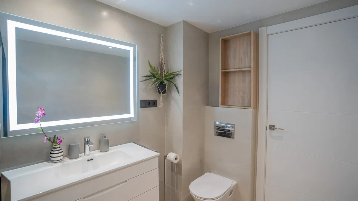 c90e549b-ccfe-4170-bb03-93775e94f3f7