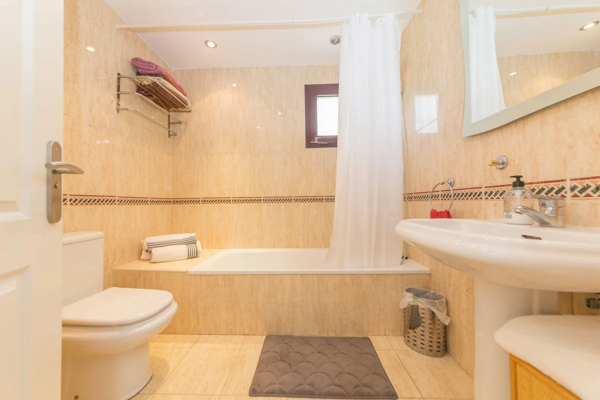 b47e1932-b785-40d7-8a0c-d6a2e256ef6e