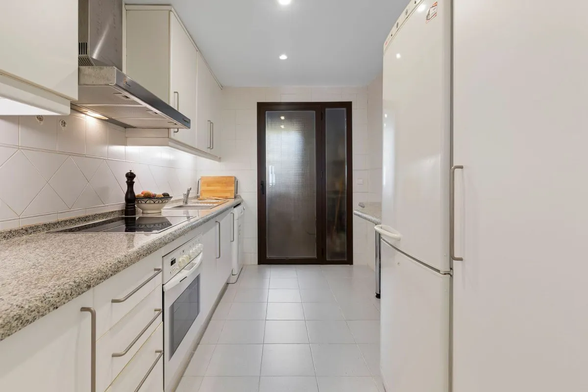 2bcfa2dc-aaad-4288-ade6-48bd850d5e45