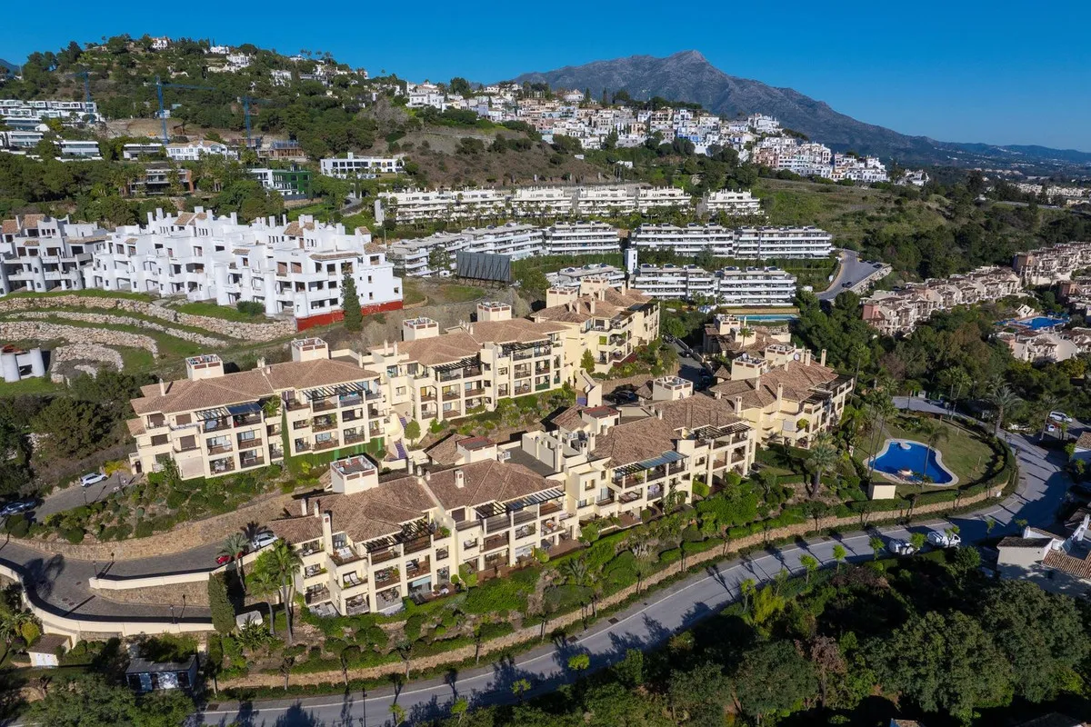 4efc9c02-cf6b-45dc-b6cc-f7ae32ba0c4d