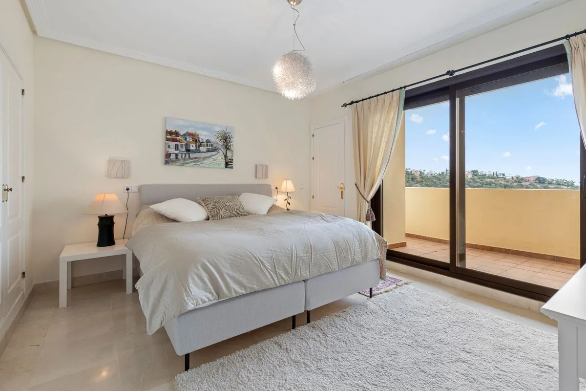 770c7cb7-4247-49d9-bdc1-9079a28467e7