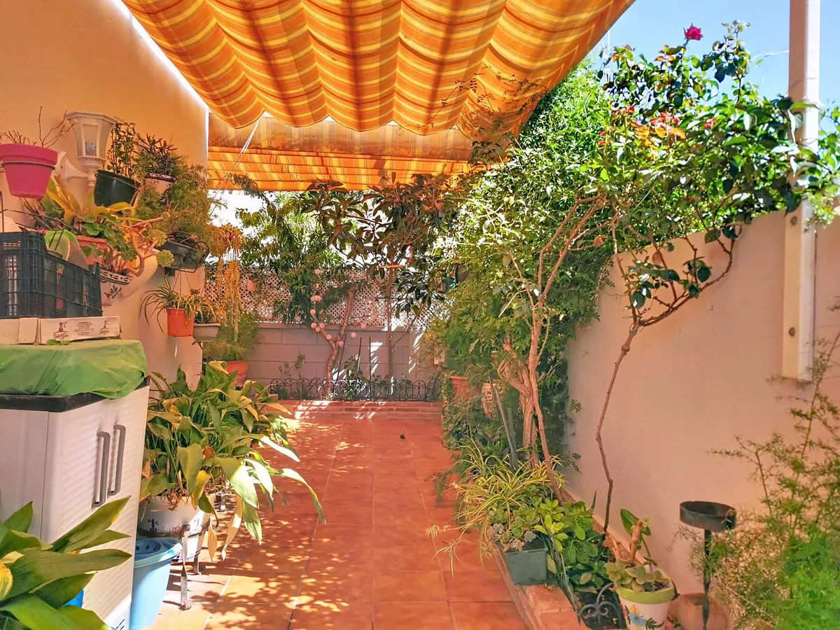 e1f166d9-e07a-4df6-beab-afeb1674716a