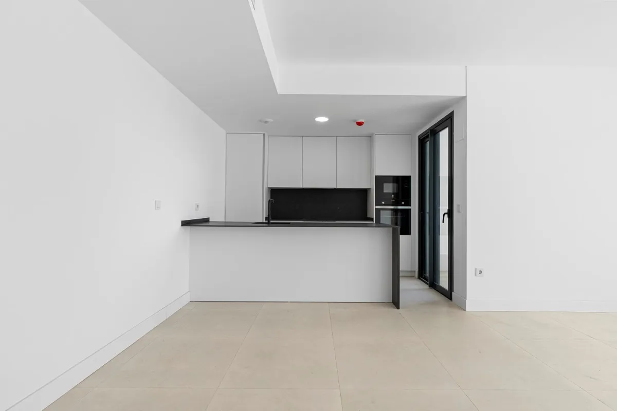 762a51c0-1741-4b45-85bf-31f769c62043