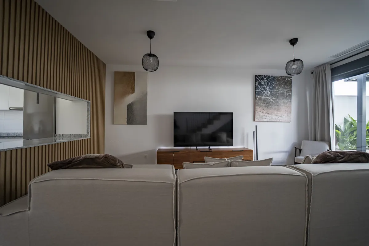 306a71b3-4e5b-42a6-9b27-d5d9396ccfc5