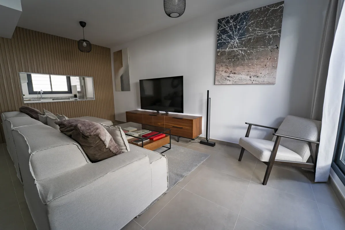 61e0b346-0043-453a-9d99-f8d55e0f9085