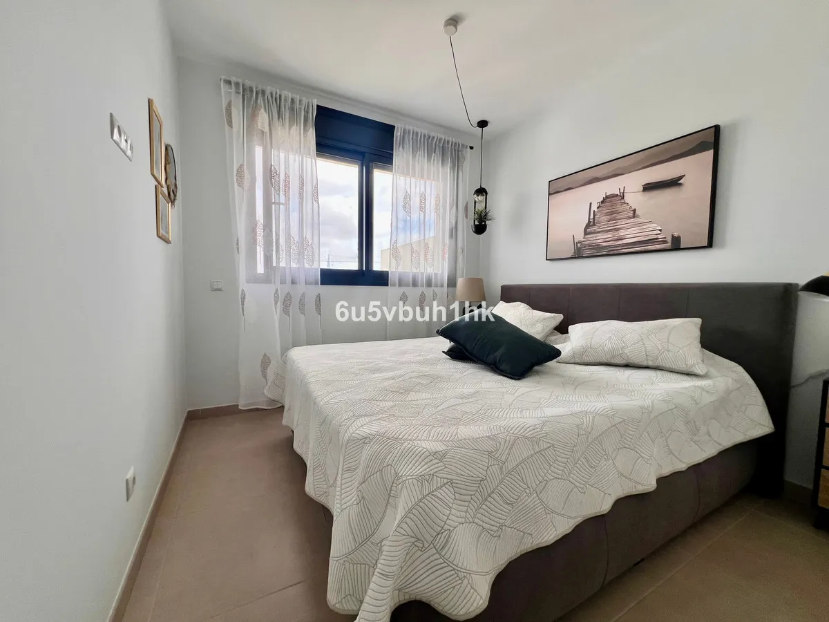 528033de-2cbd-44b2-8512-a436dd3dd8ef