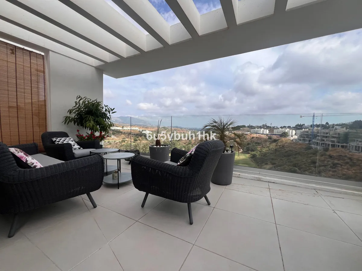 f97d1643-6e5a-45a3-bc16-bf8f9ec467c6