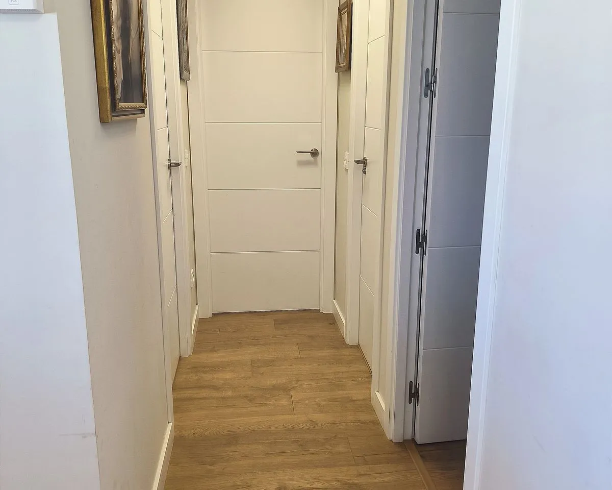 028378bf-653a-4ae3-b167-7988d034a9ad