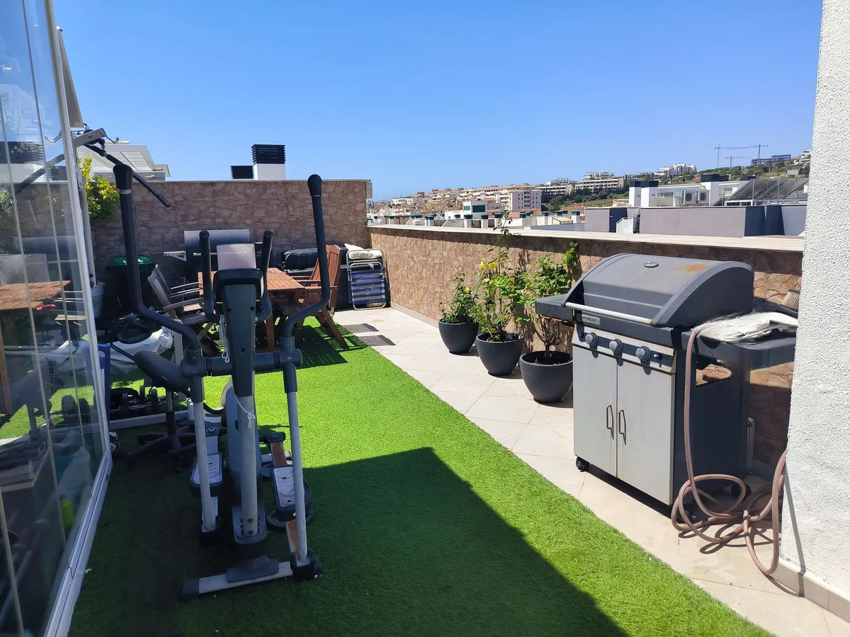 8055f381-e594-4b2f-9d32-f217cea7f2da