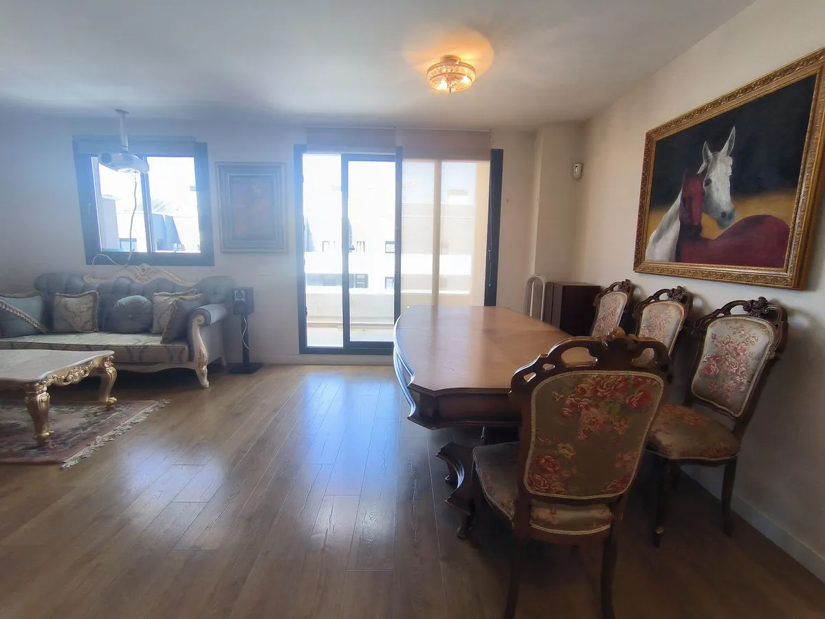 ee90c9e3-7afe-40a4-949f-265c45a73cf5